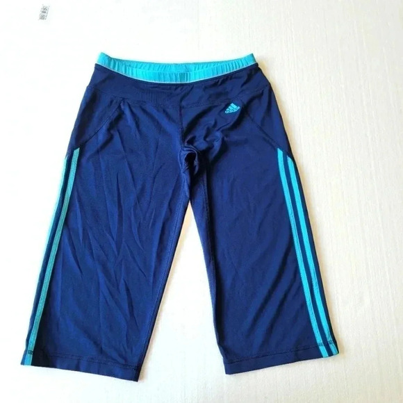 Adidas Climate Women's Medium Yoga Pants Blue Navy Three Stripes Crop Stretch M - Picture 1 of 11